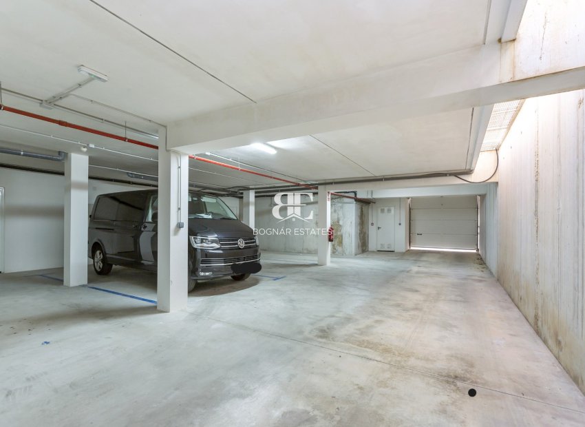 Resale - apartment -
Villamartín