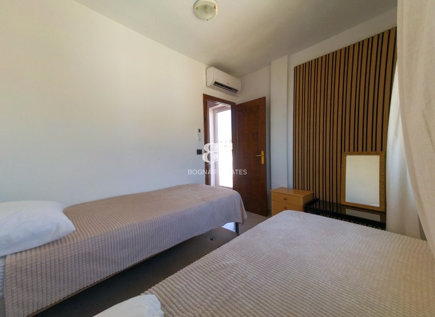 Resale - Atico -
Torrevieja - Torreblanca