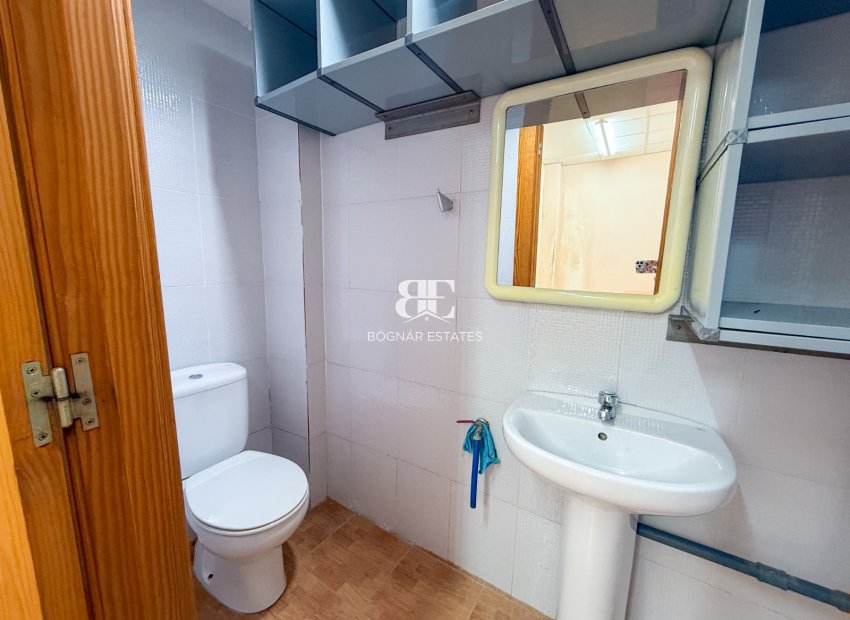 Resale - Commercial -
Aguilas - Paseo Parra