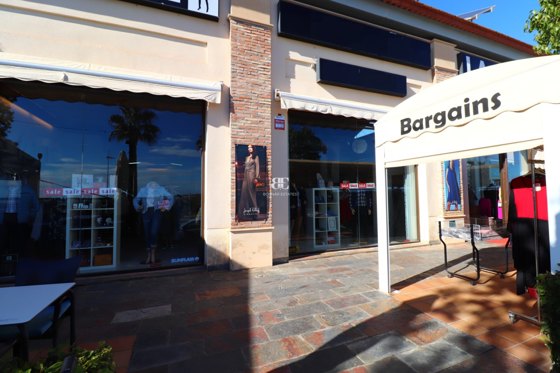 Resale - Commercial -
Algorfa - La finca Golf