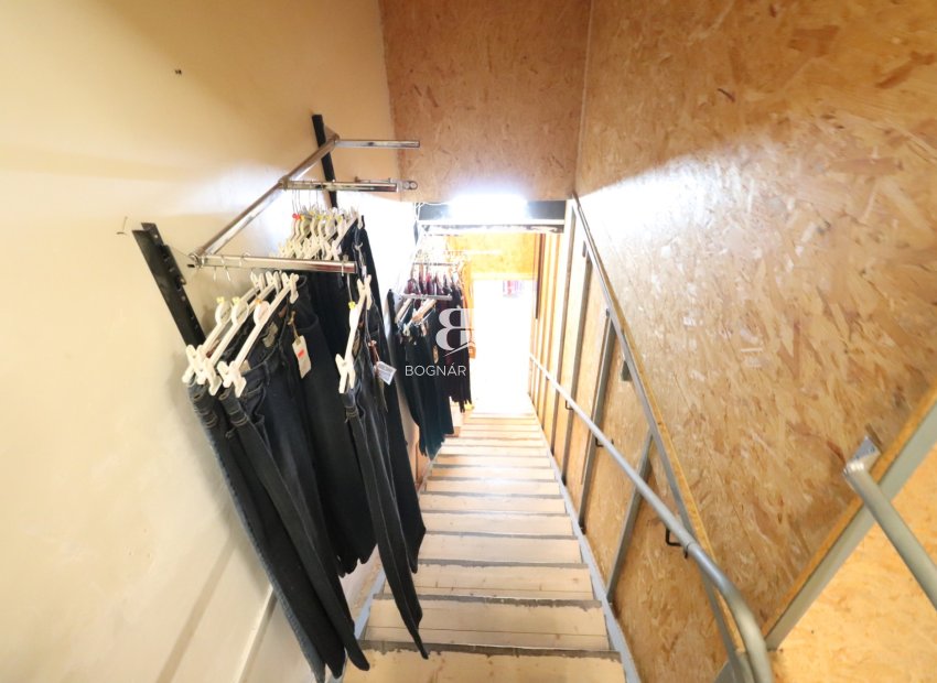 Resale - Commercial -
Algorfa - La finca Golf