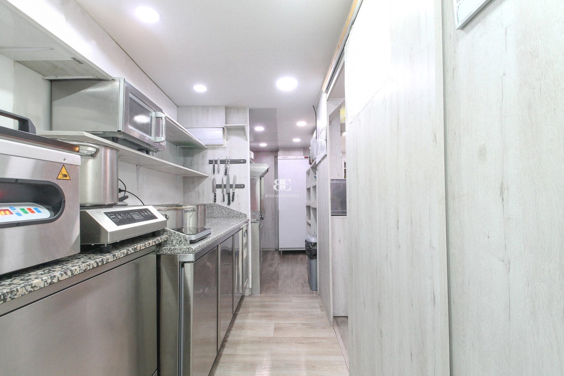 Resale - Commercial -
Alicante - Center