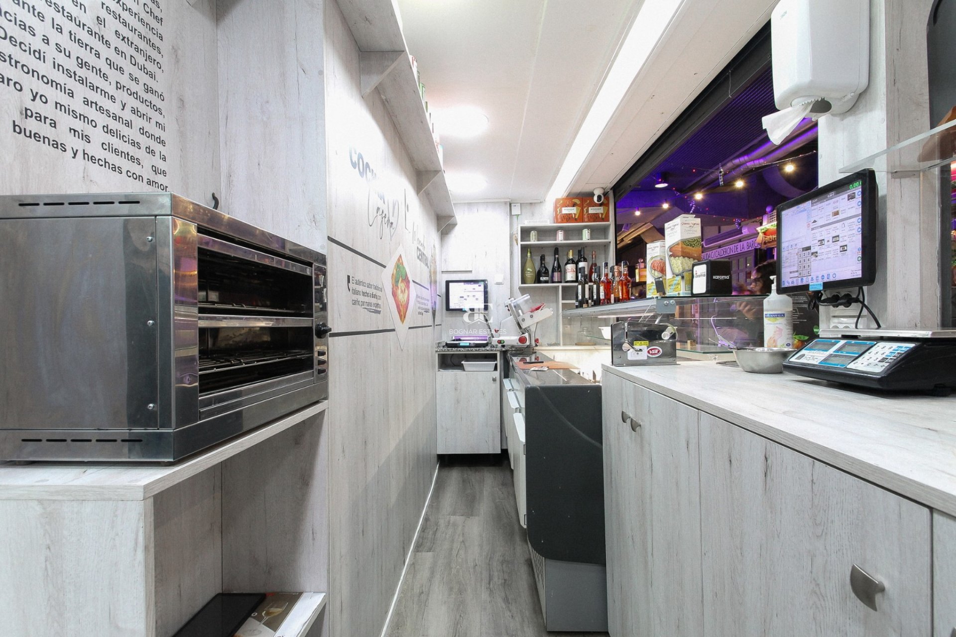 Resale - Commercial -
Alicante - Center