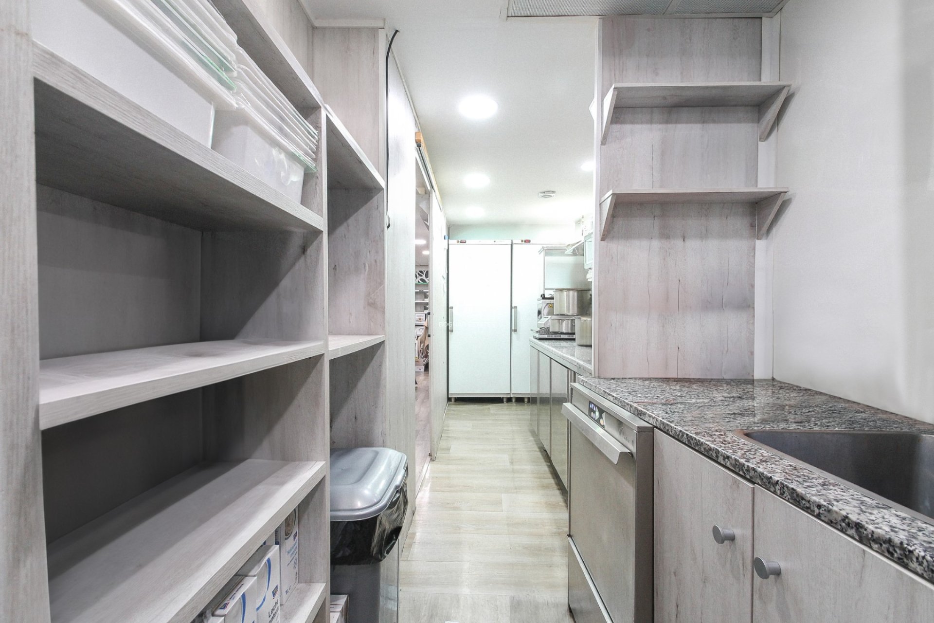 Resale - Commercial -
Alicante - Center