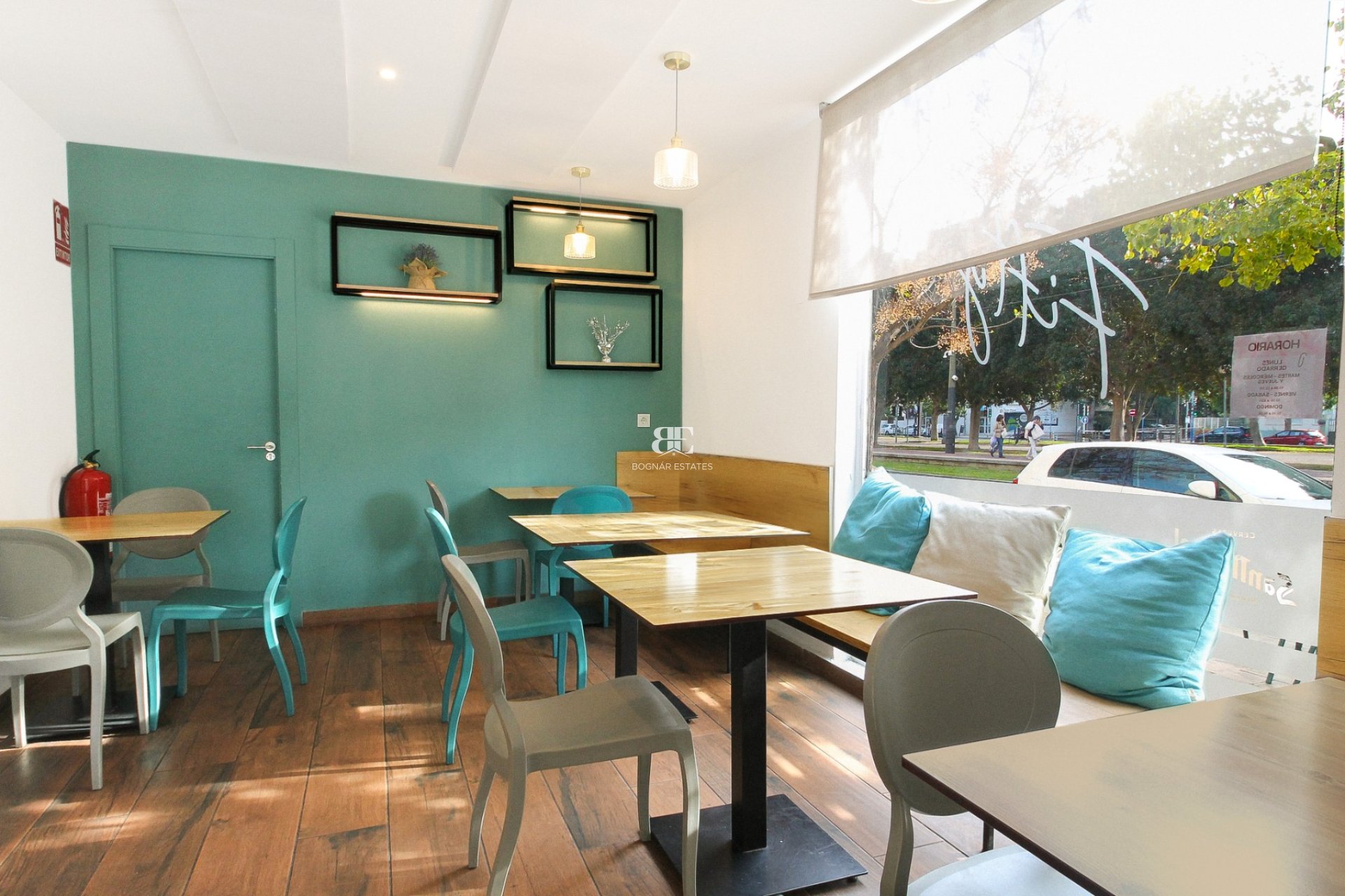 Resale - Commercial -
Alicante - Playa San Juan