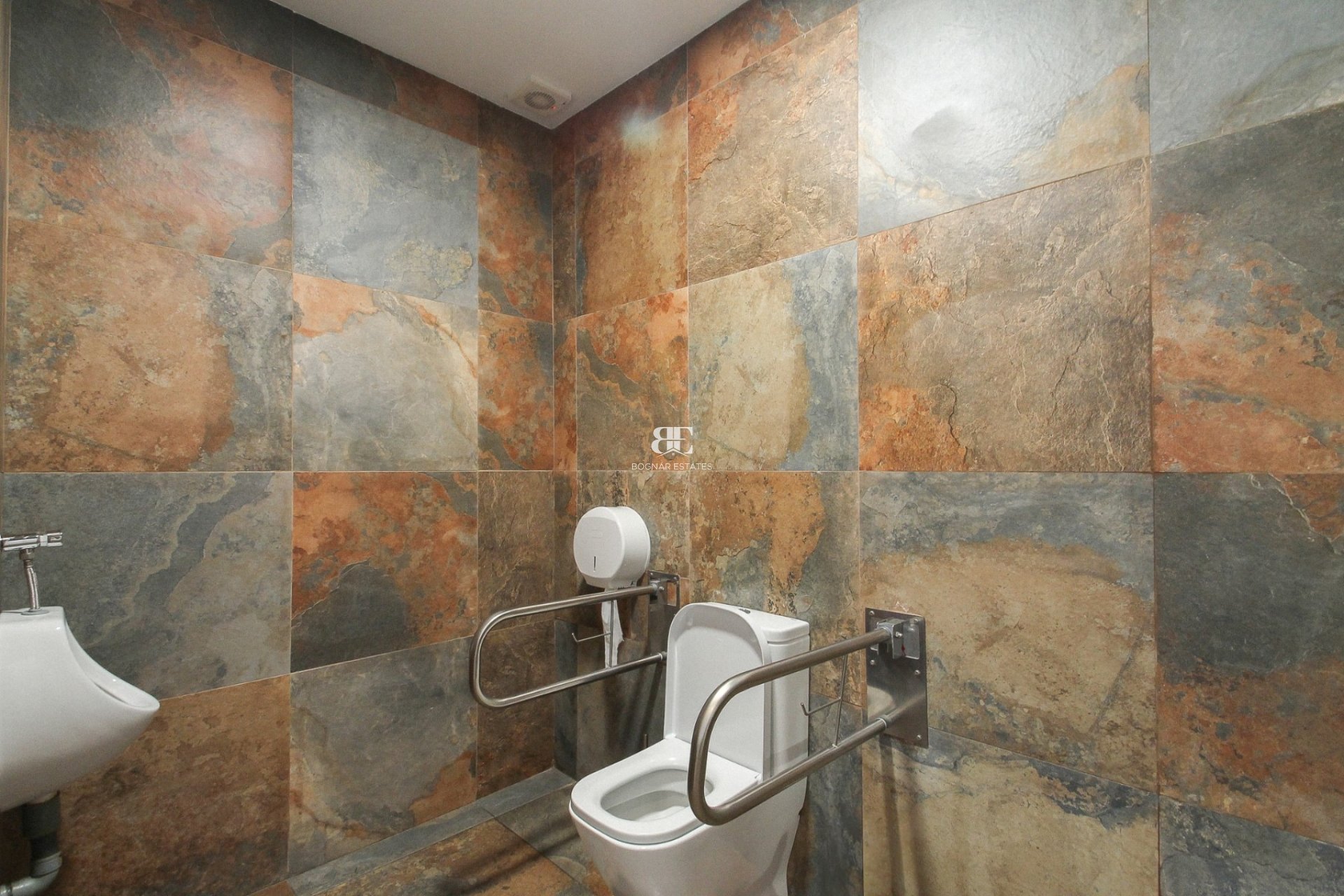 Resale - Commercial -
Alicante - Playa San Juan