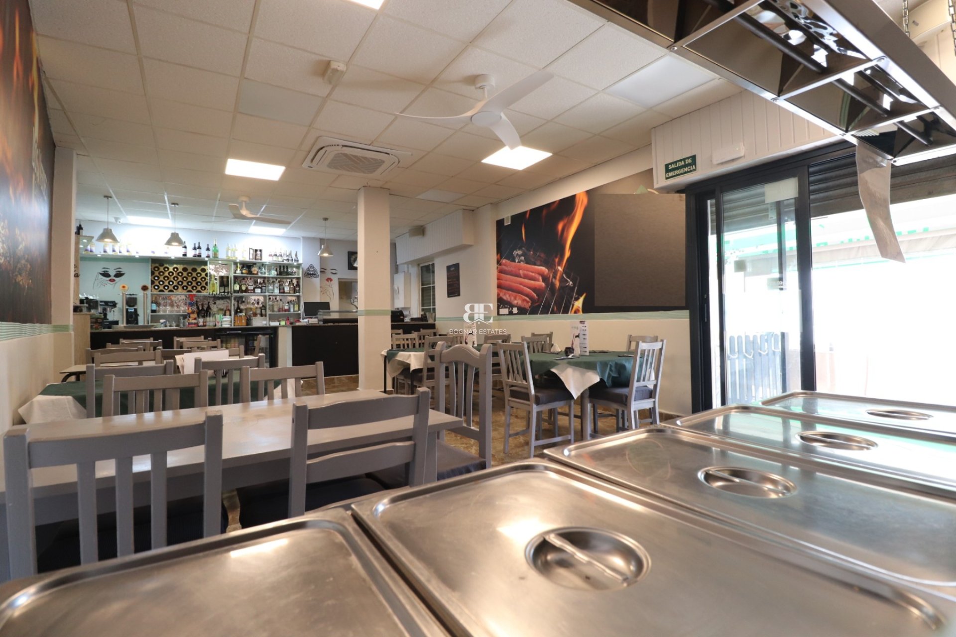 Resale - Commercial -
Catral - Catral - Town