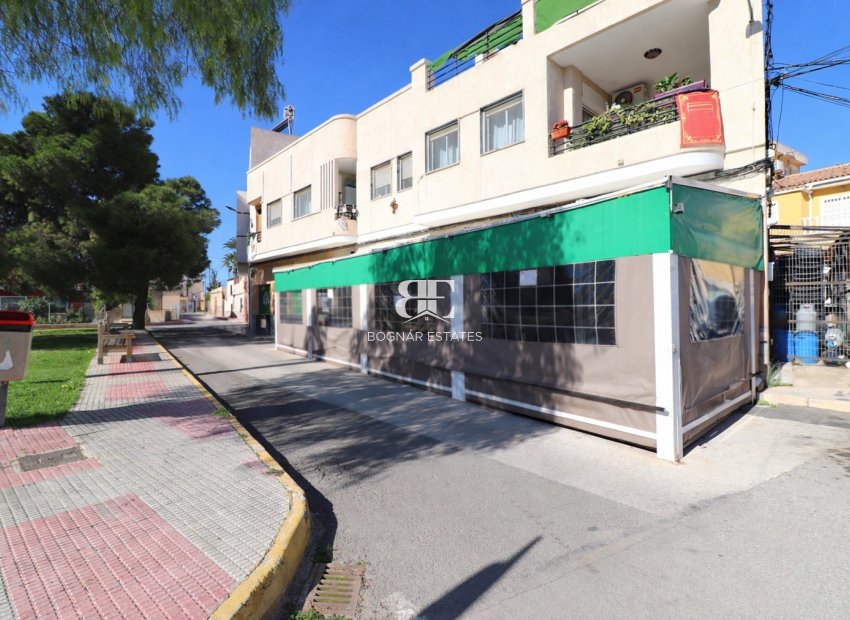 Resale - Commercial -
Catral - Catral - Town