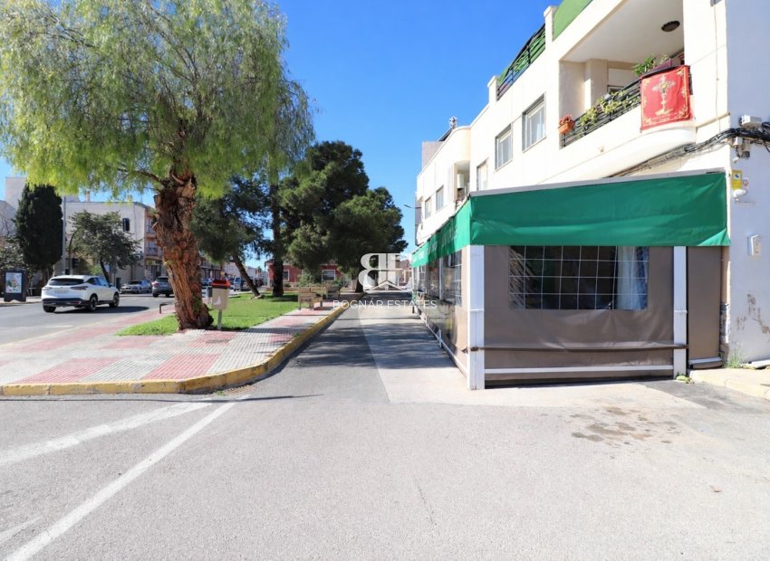 Resale - Commercial -
Catral - Catral - Town