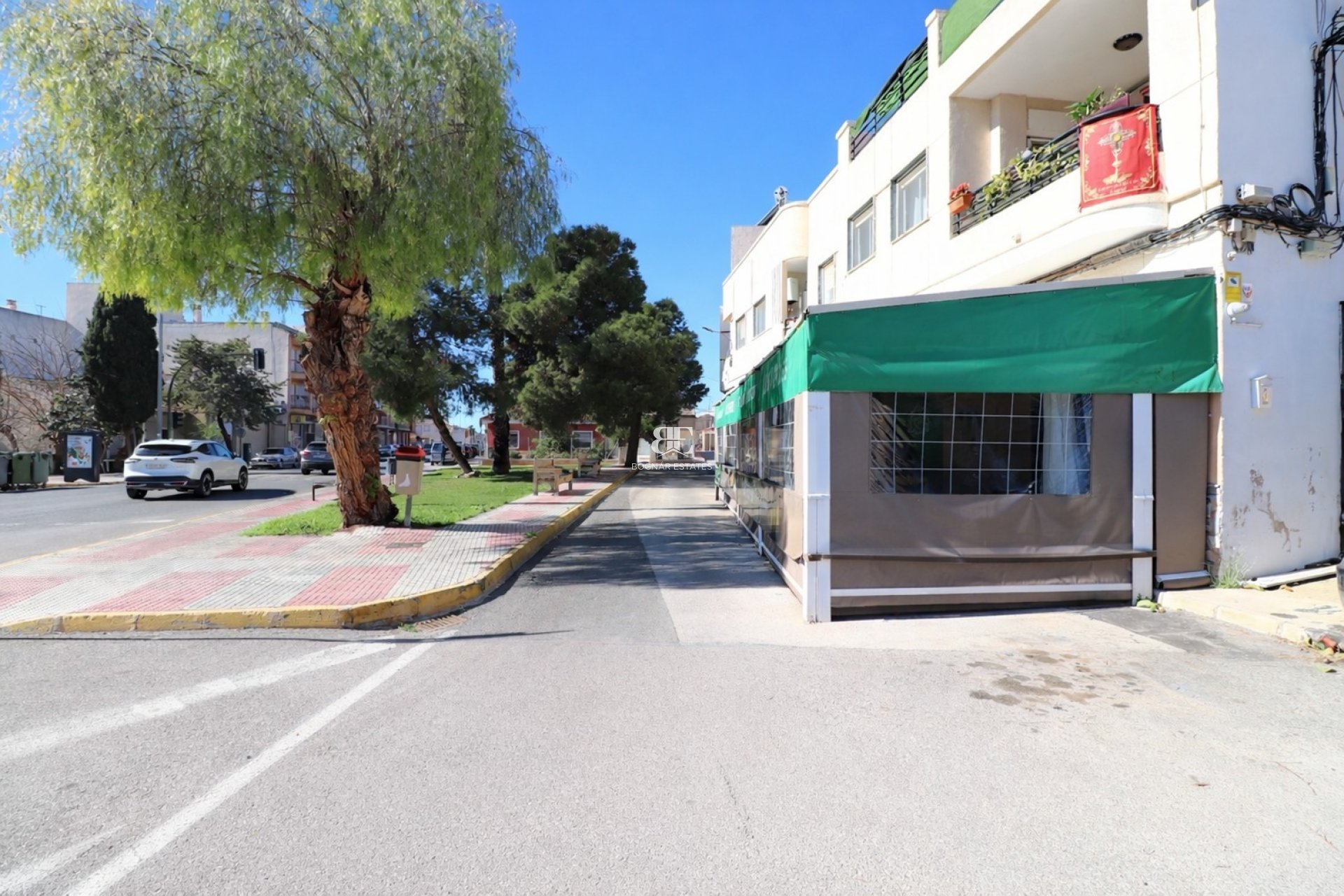 Resale - Commercial -
Catral - Catral - Town