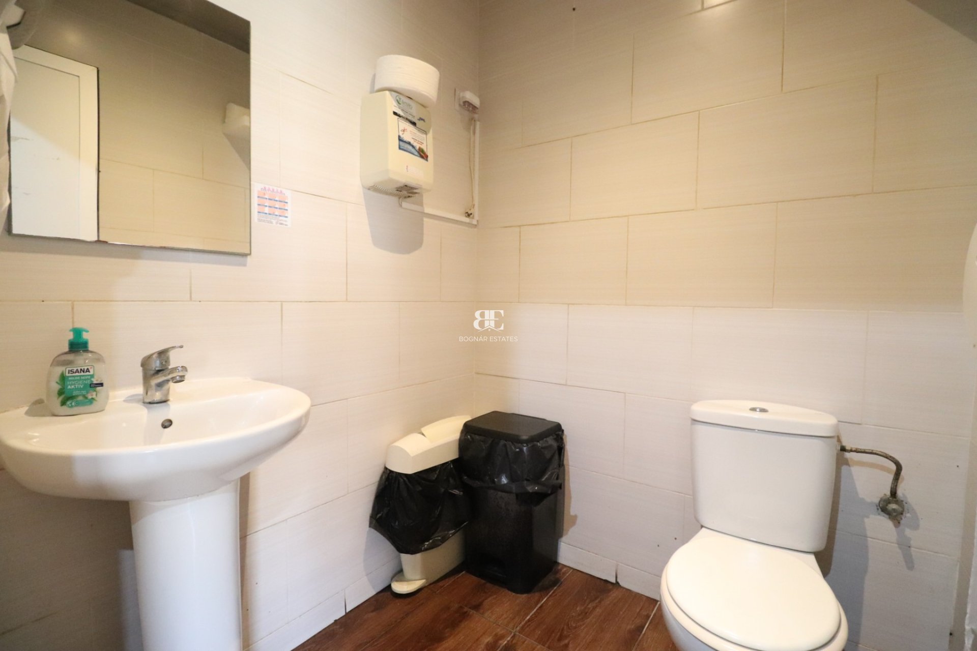 Resale - Commercial -
Ciudad Quesada - Doña Pepa