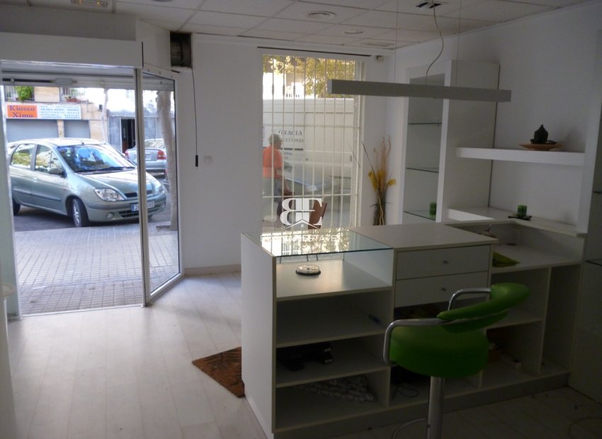 Resale - Commercial -
Elche