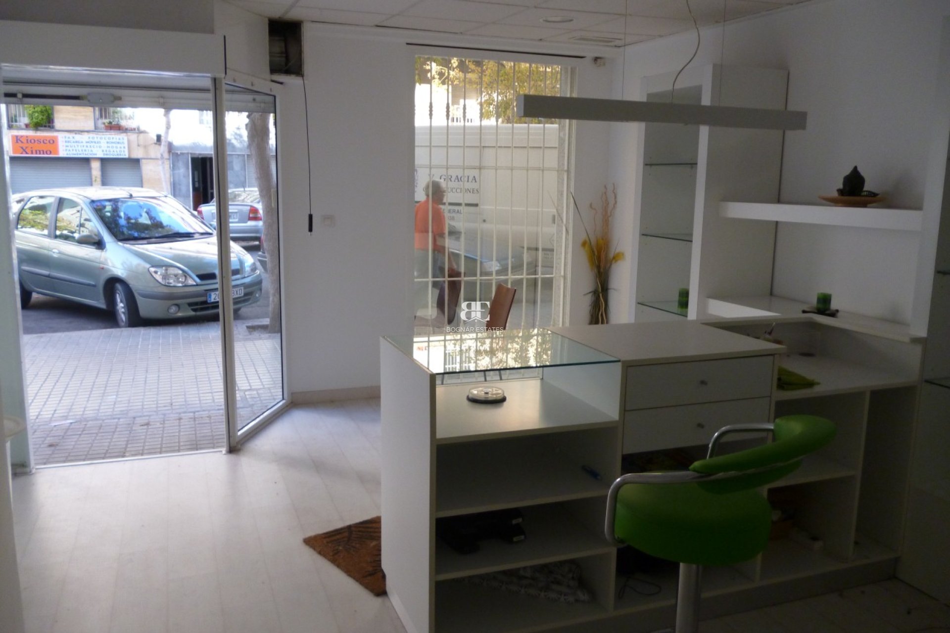 Resale - Commercial -
Elche