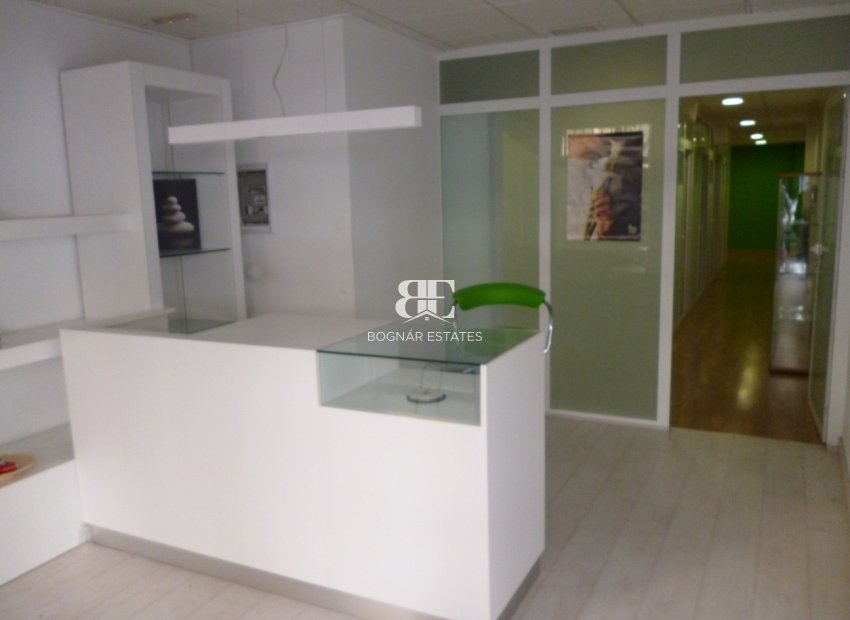 Resale - Commercial -
Elche
