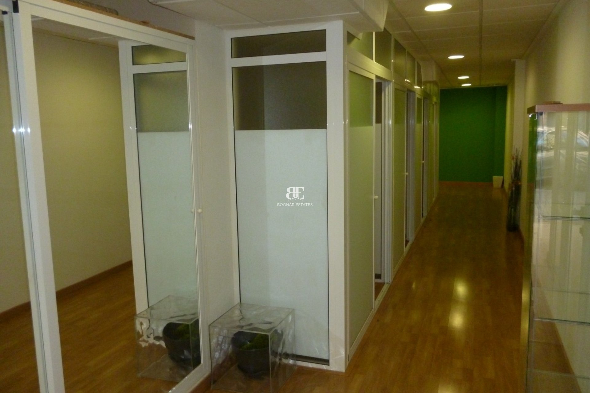 Resale - Commercial -
Elche