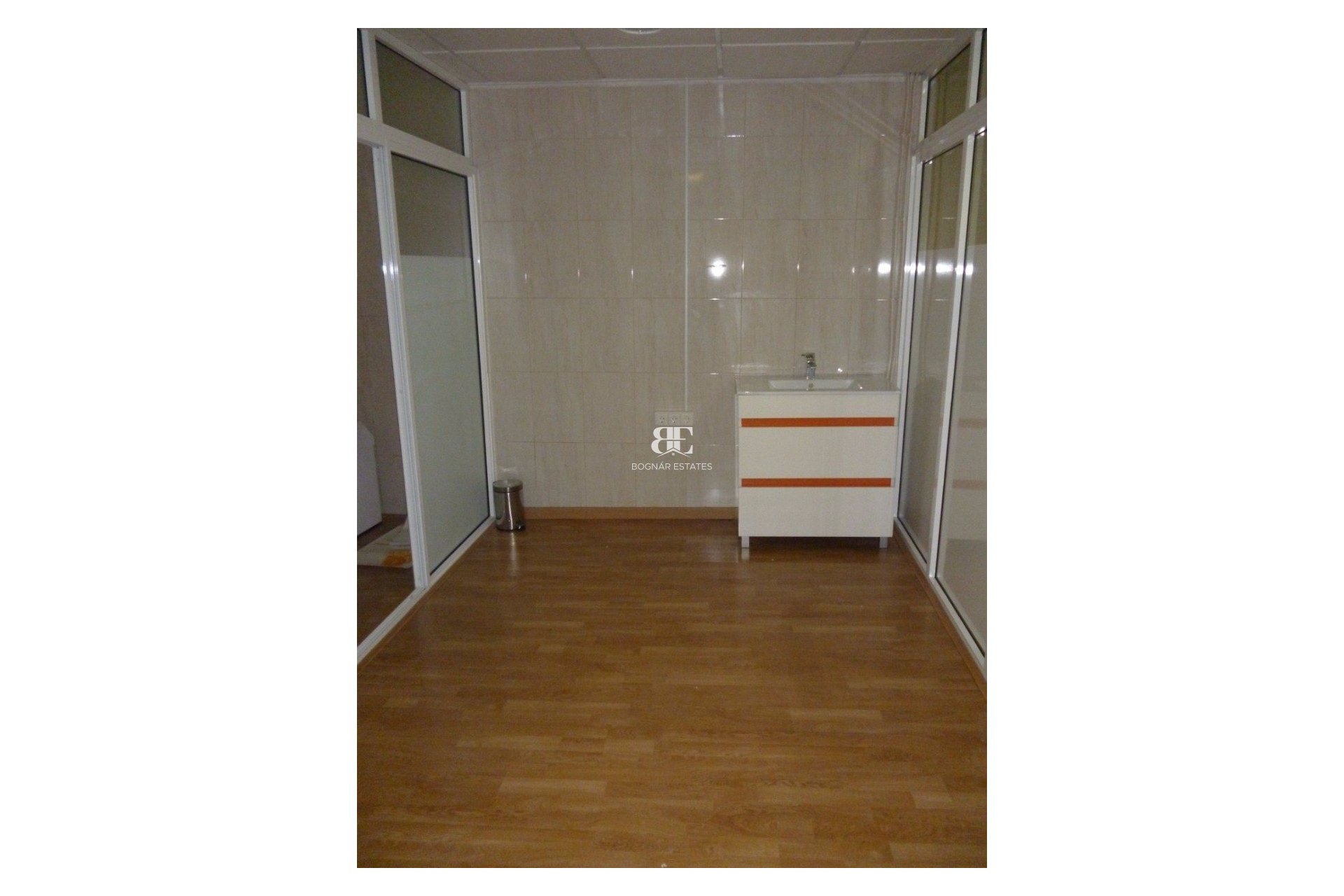 Resale - Commercial -
Elche