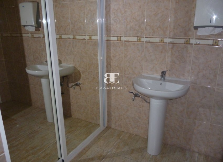 Resale - Commercial -
Elche