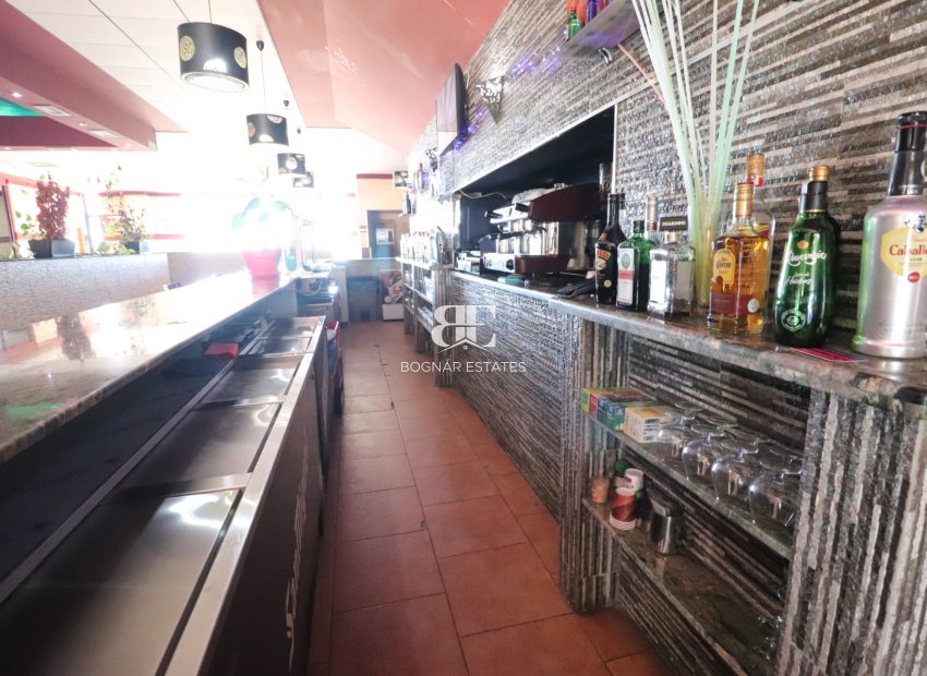 Resale - Commercial (Freehold) -
Ciudad Quesada