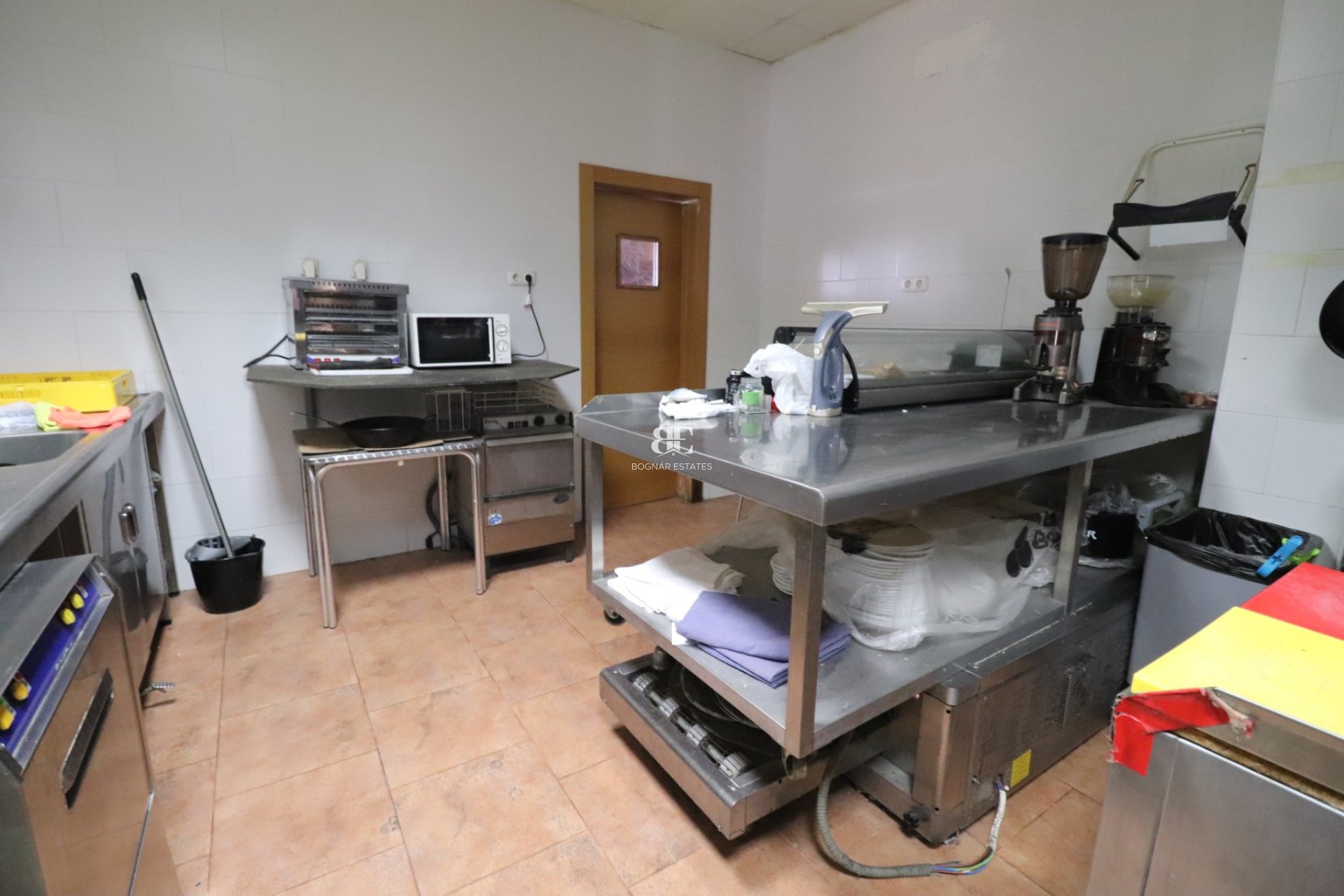 Resale - Commercial (Freehold) -
Ciudad Quesada
