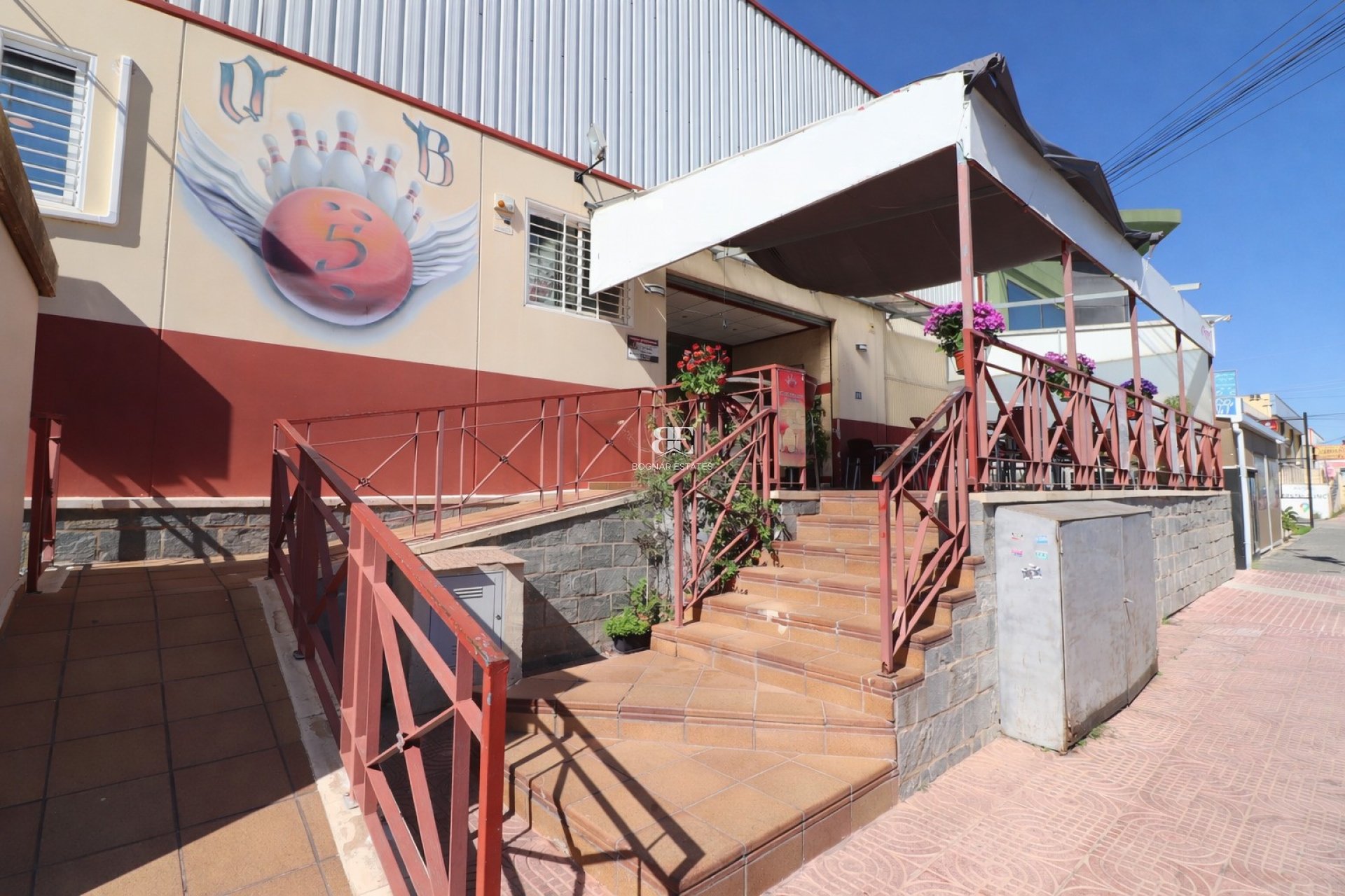 Resale - Commercial (Freehold) -
Ciudad Quesada