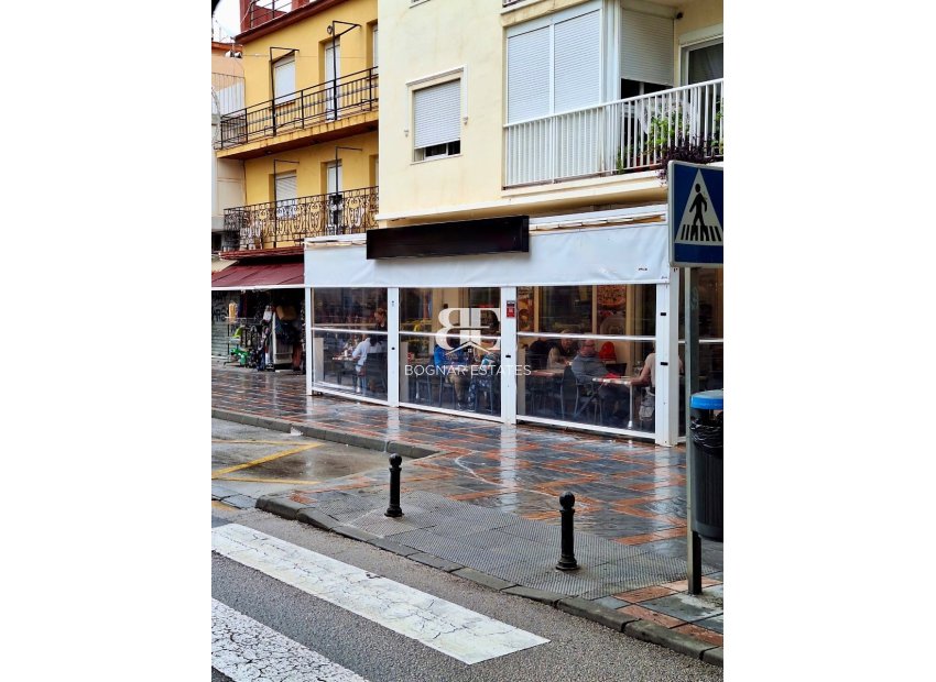 Resale - Commercial -
Fuengirola
