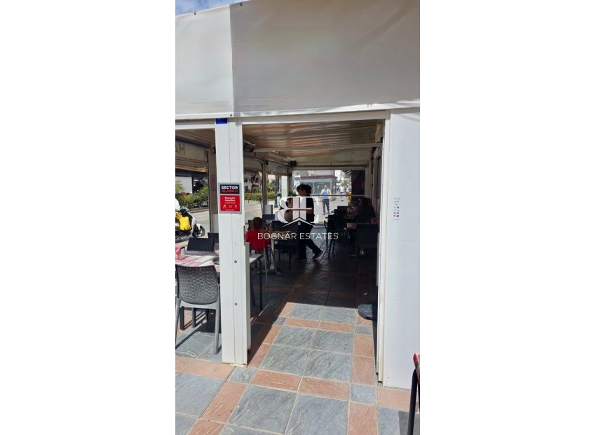 Resale - Commercial -
Fuengirola