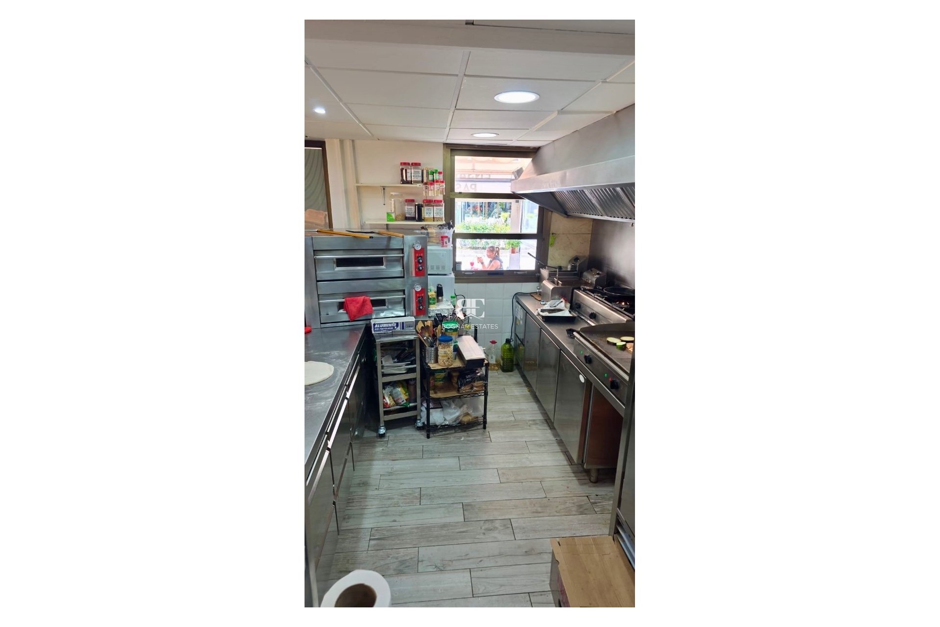 Resale - Commercial -
Fuengirola