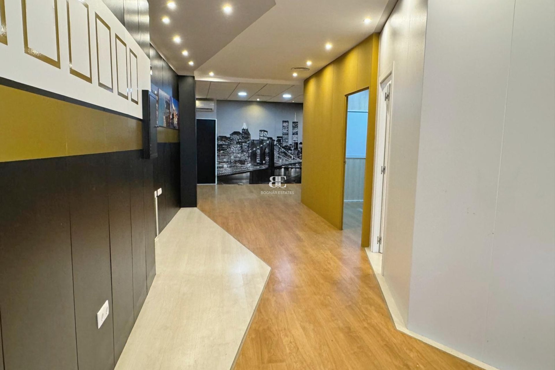 Resale - Commercial -
Guardamar del Segura - Guardamar del Seguras*