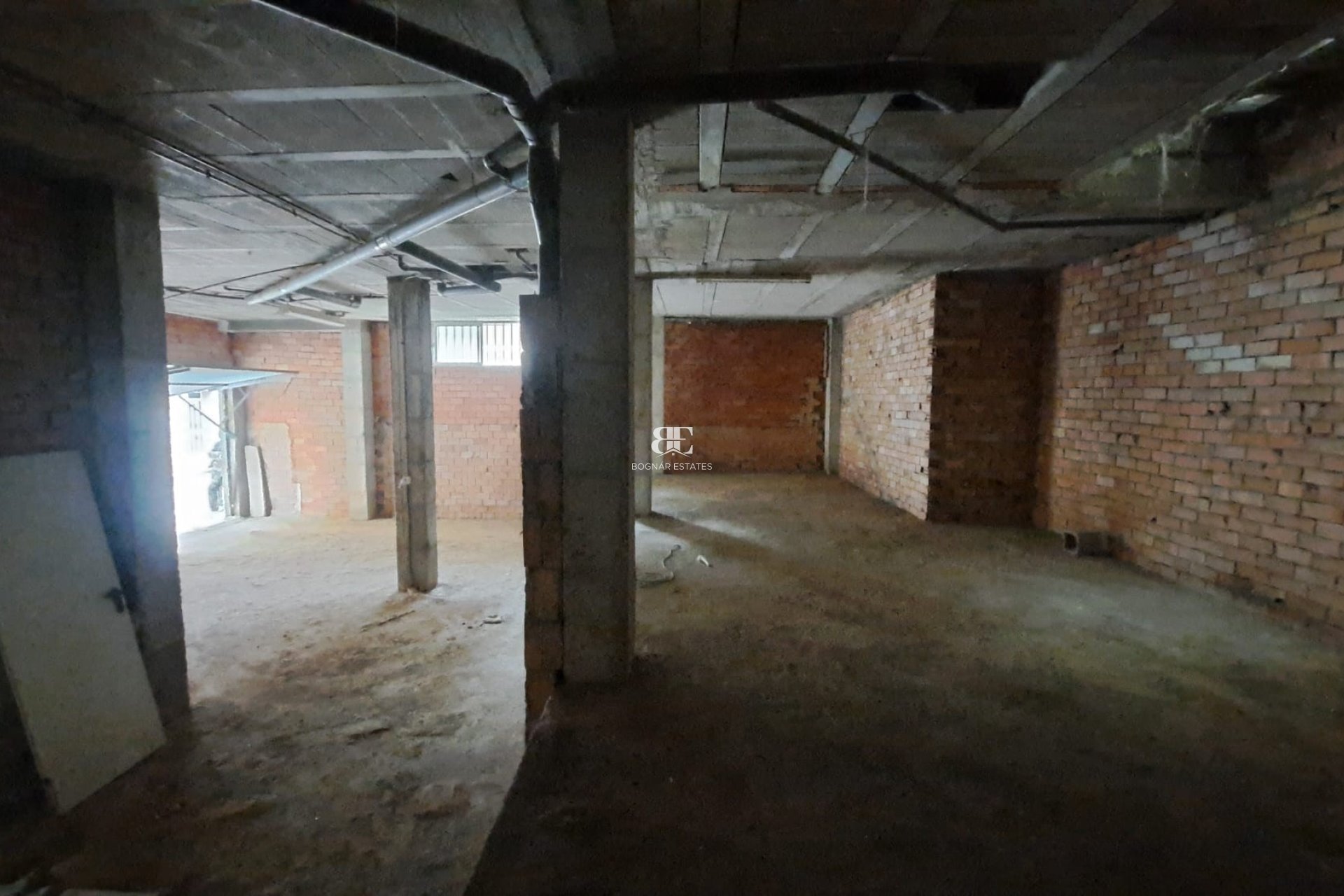 Resale - Commercial -
Los Alcazares - Center