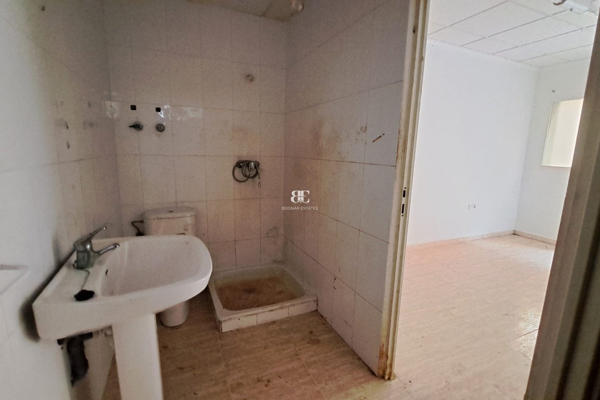 Resale - Commercial -
Los Alcazares - Center