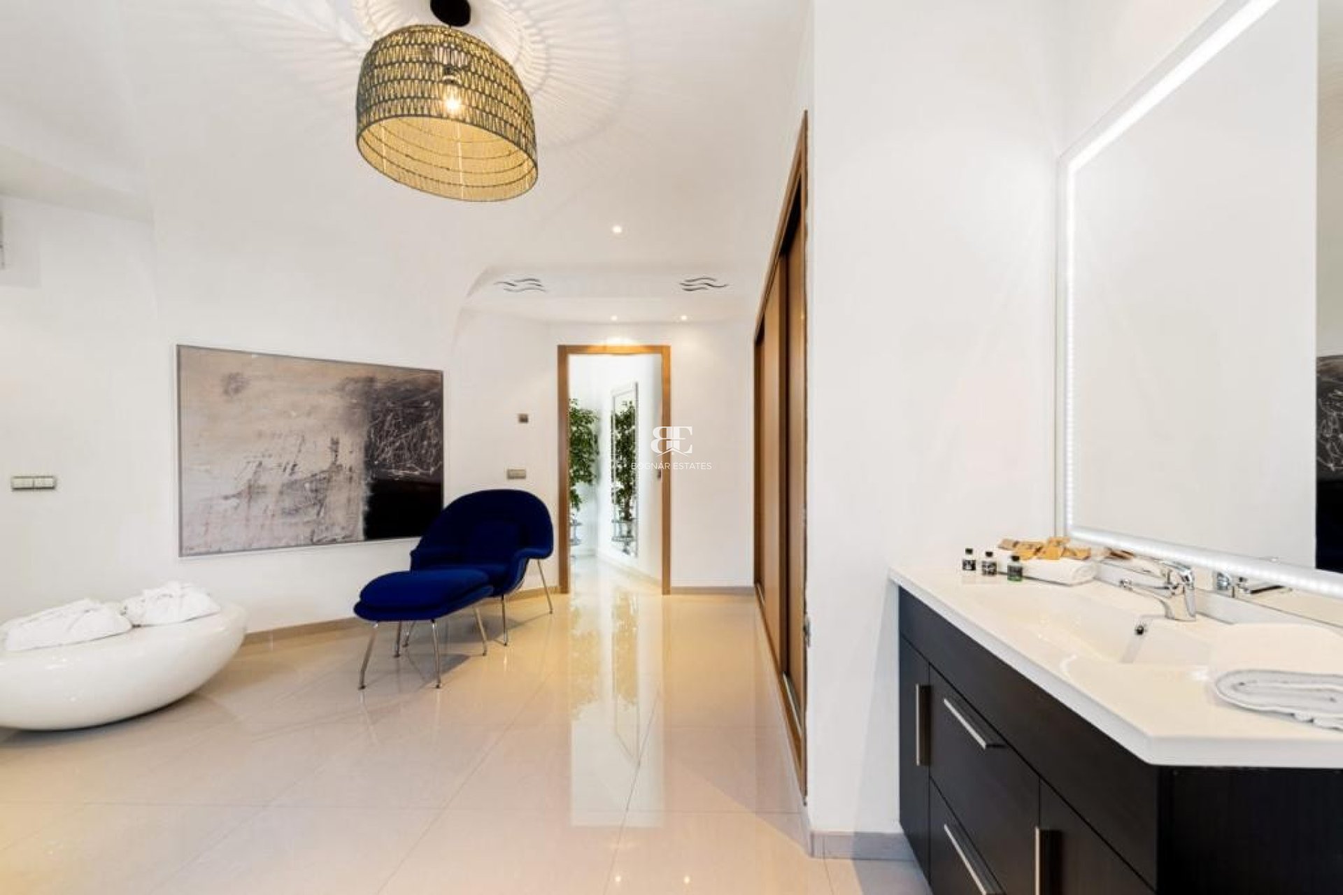 Resale - Commercial -
Marbella - Nueva Andalucía