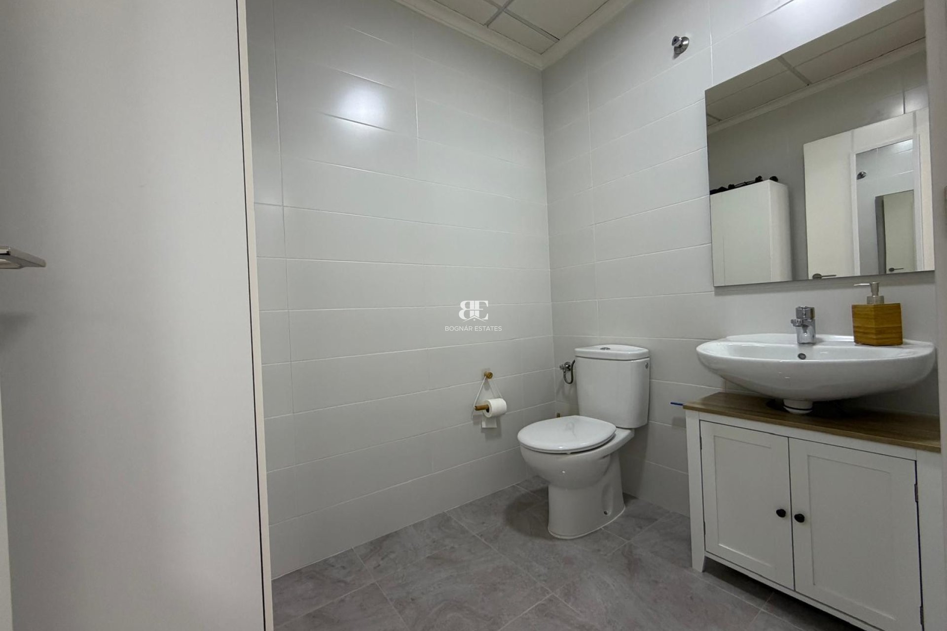 Resale - Commercial -
Orihuela Costa - La Zenia