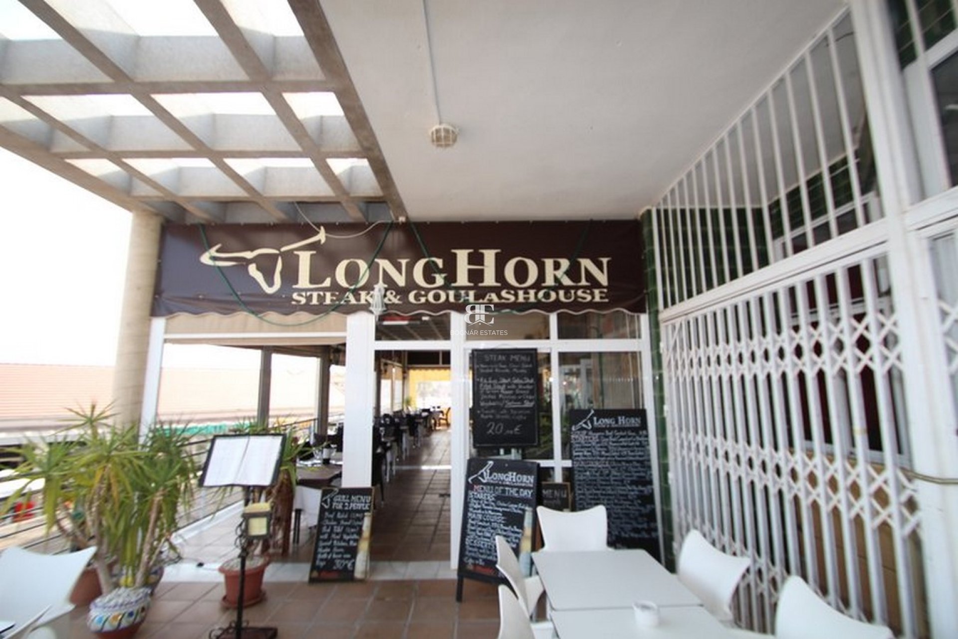 Resale - Commercial -
Playa Flamenca