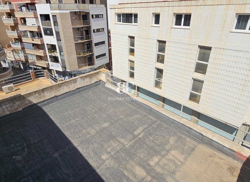 Resale - Commercial -
Torrevieja - Center