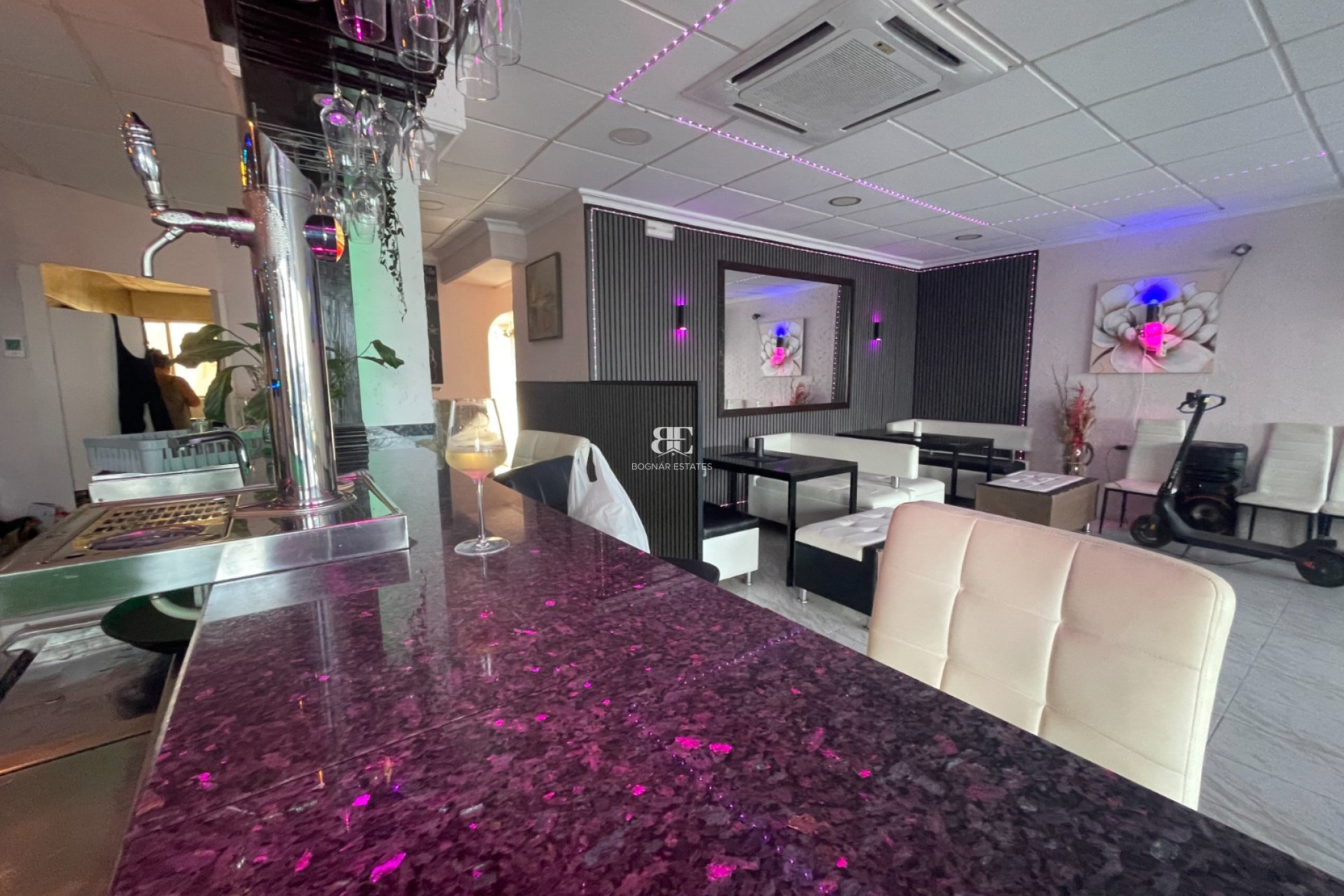 Resale - Commercial -
Torrevieja - Comunidad Valenciana