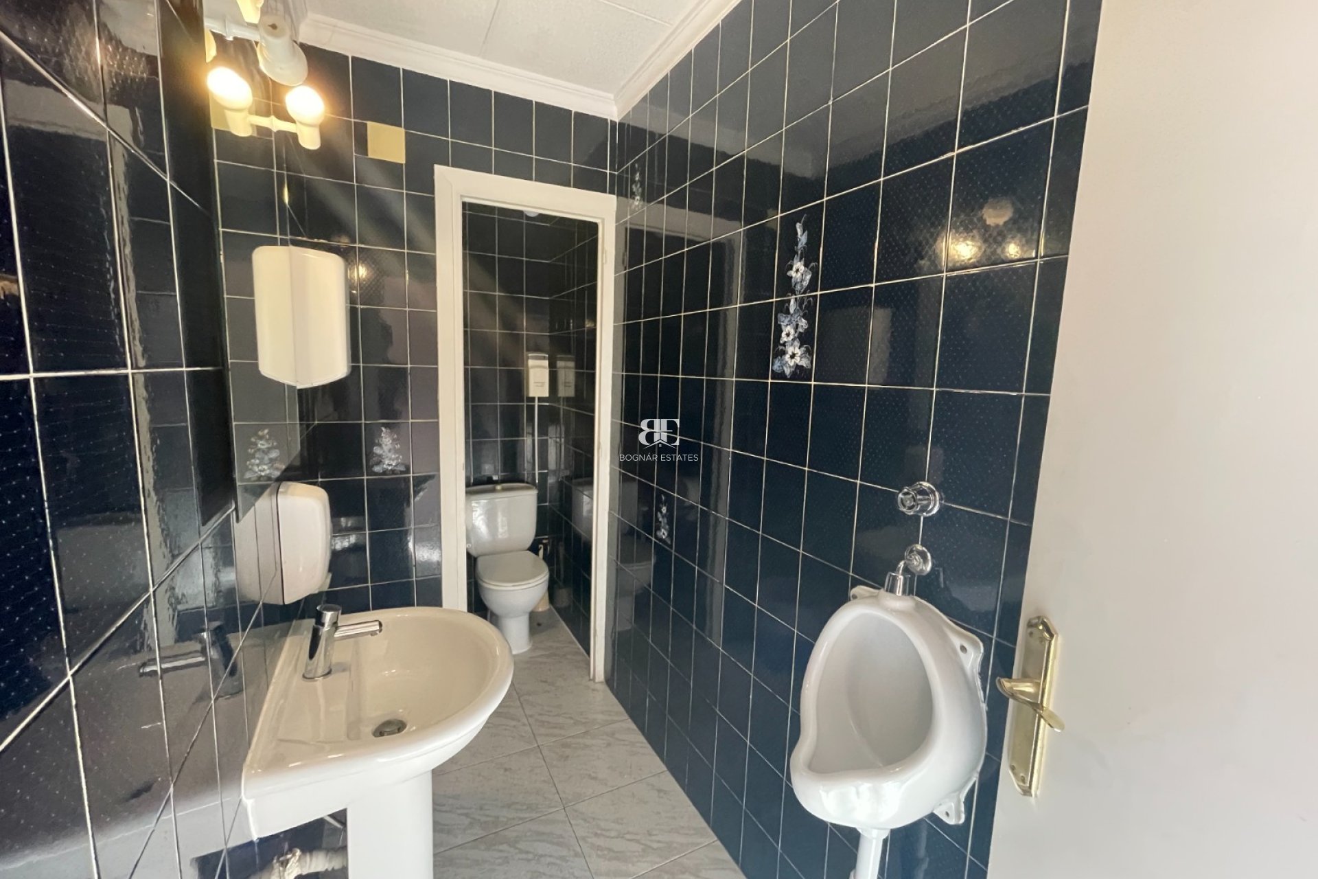 Resale - Commercial -
Torrevieja - Comunidad Valenciana