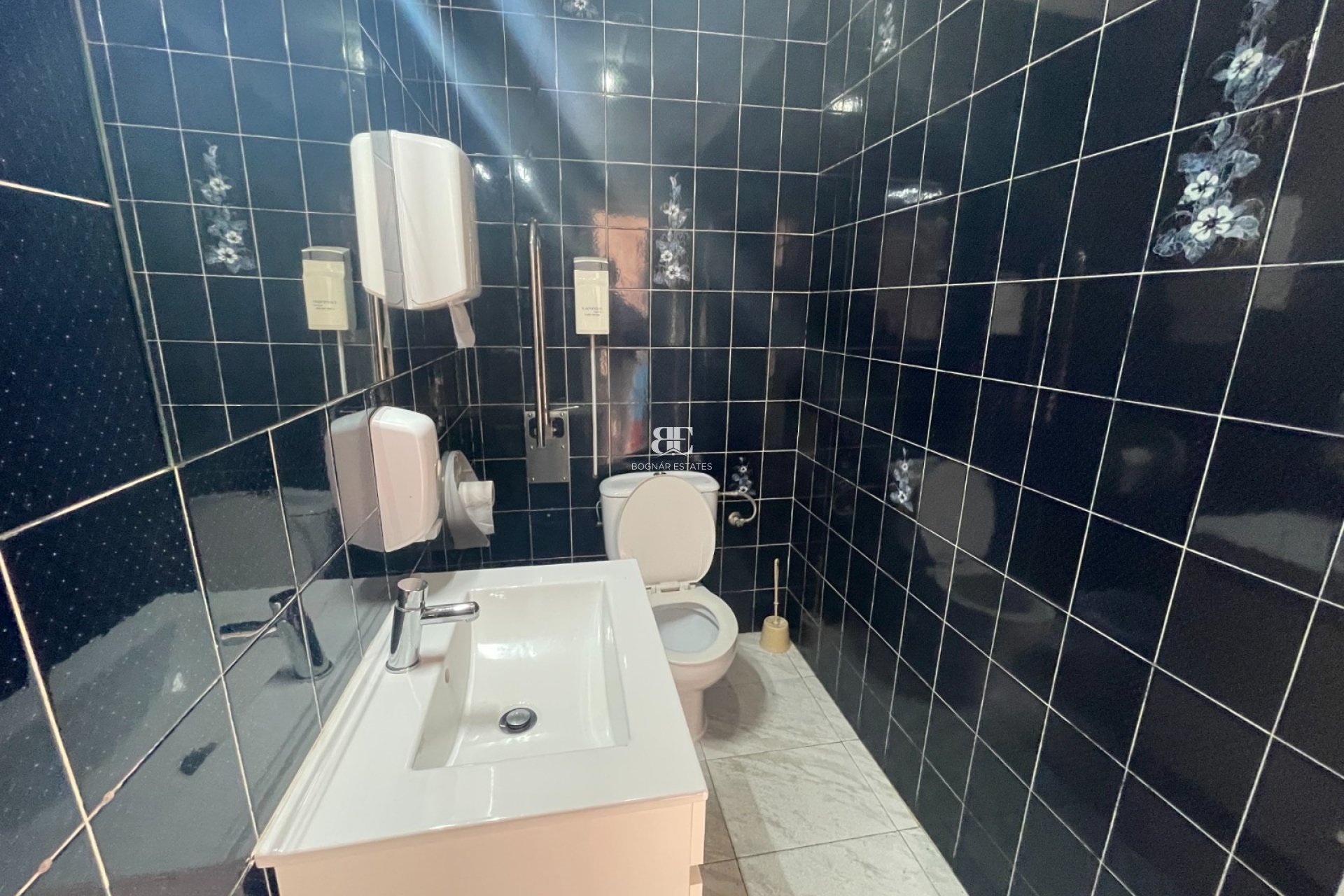 Resale - Commercial -
Torrevieja - Comunidad Valenciana