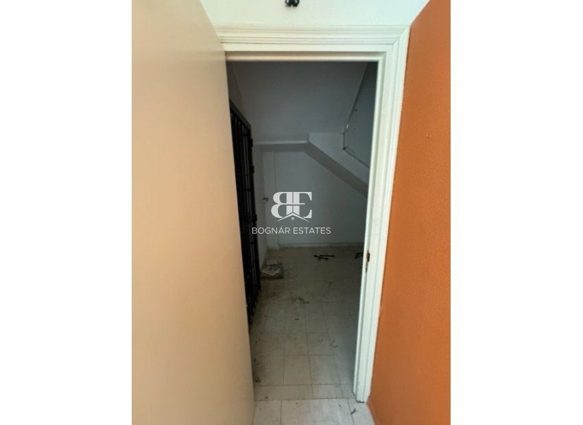 Resale - Commercial -
Torrevieja - La Mata