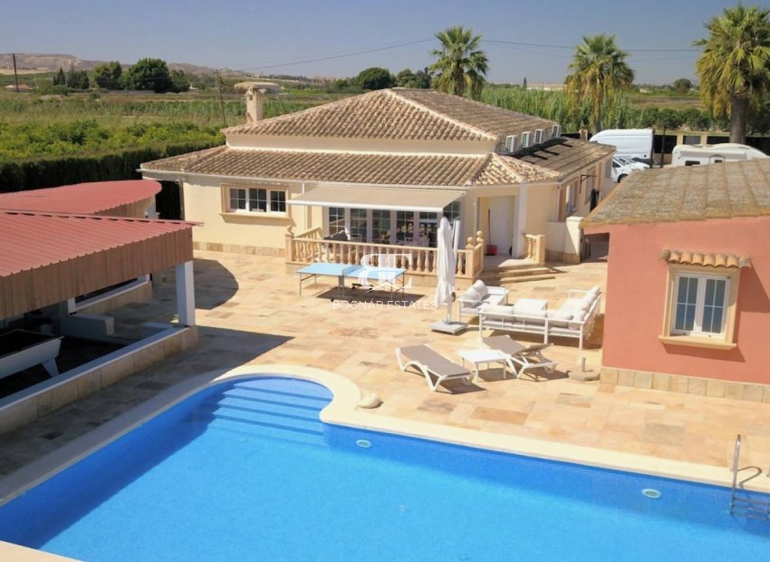 Resale - Country House -
Almoradí - Heredades