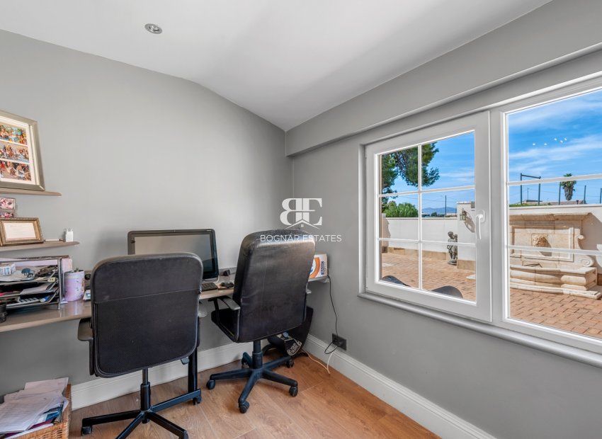 Resale - Country House -
Almoradí - Las Heredades