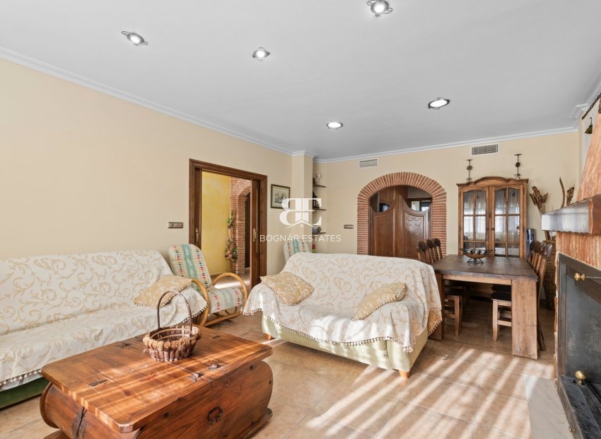 Resale - Country House -
Beniel - Carretera de Beniel