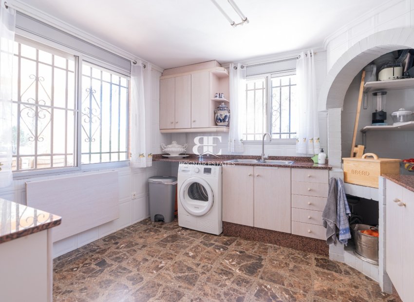 Resale - Country House -
Bocairent - Inland