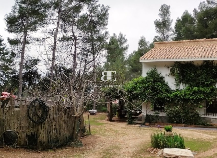 Resale - Country House -
Bocairent