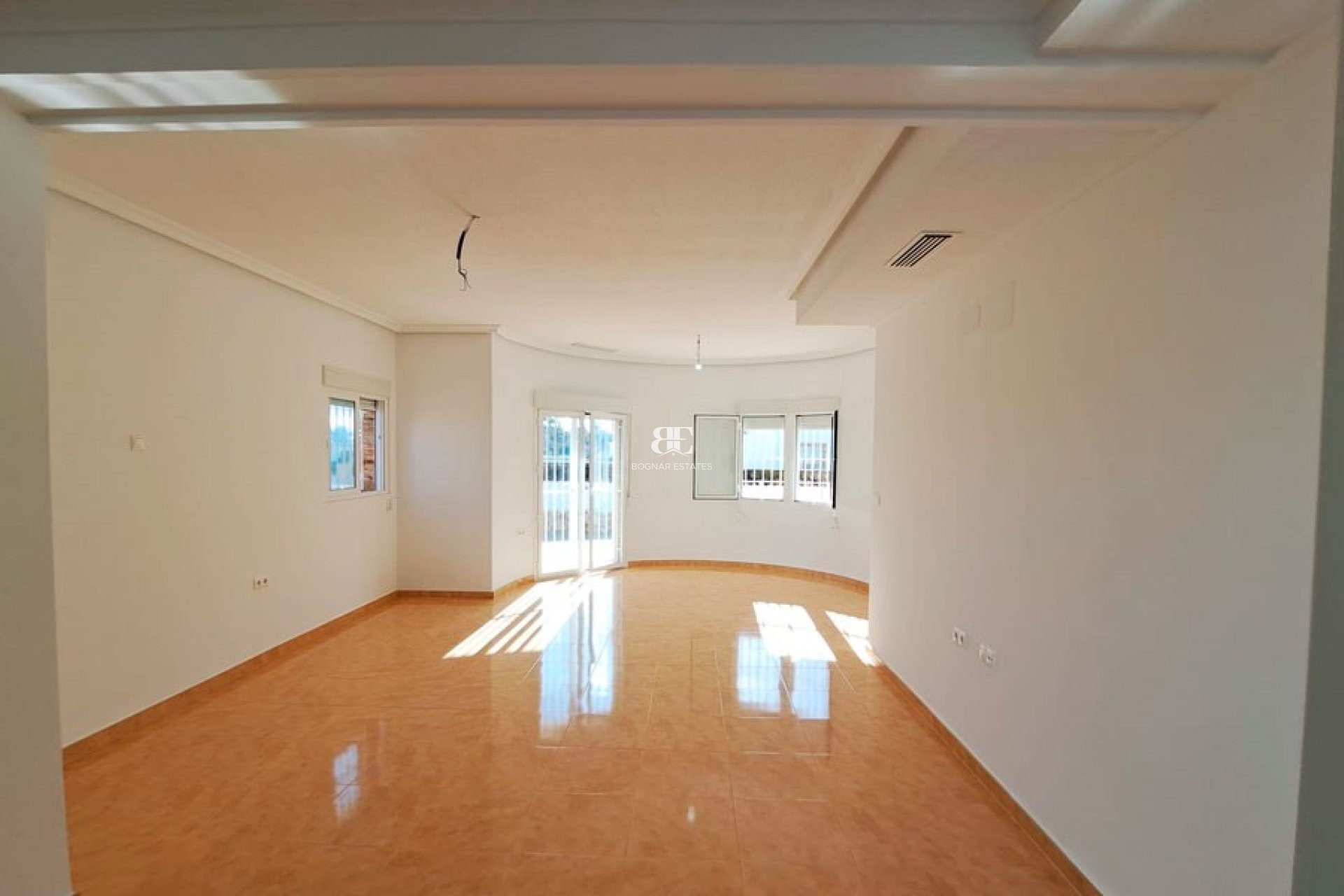 Resale - Country House -
Catral