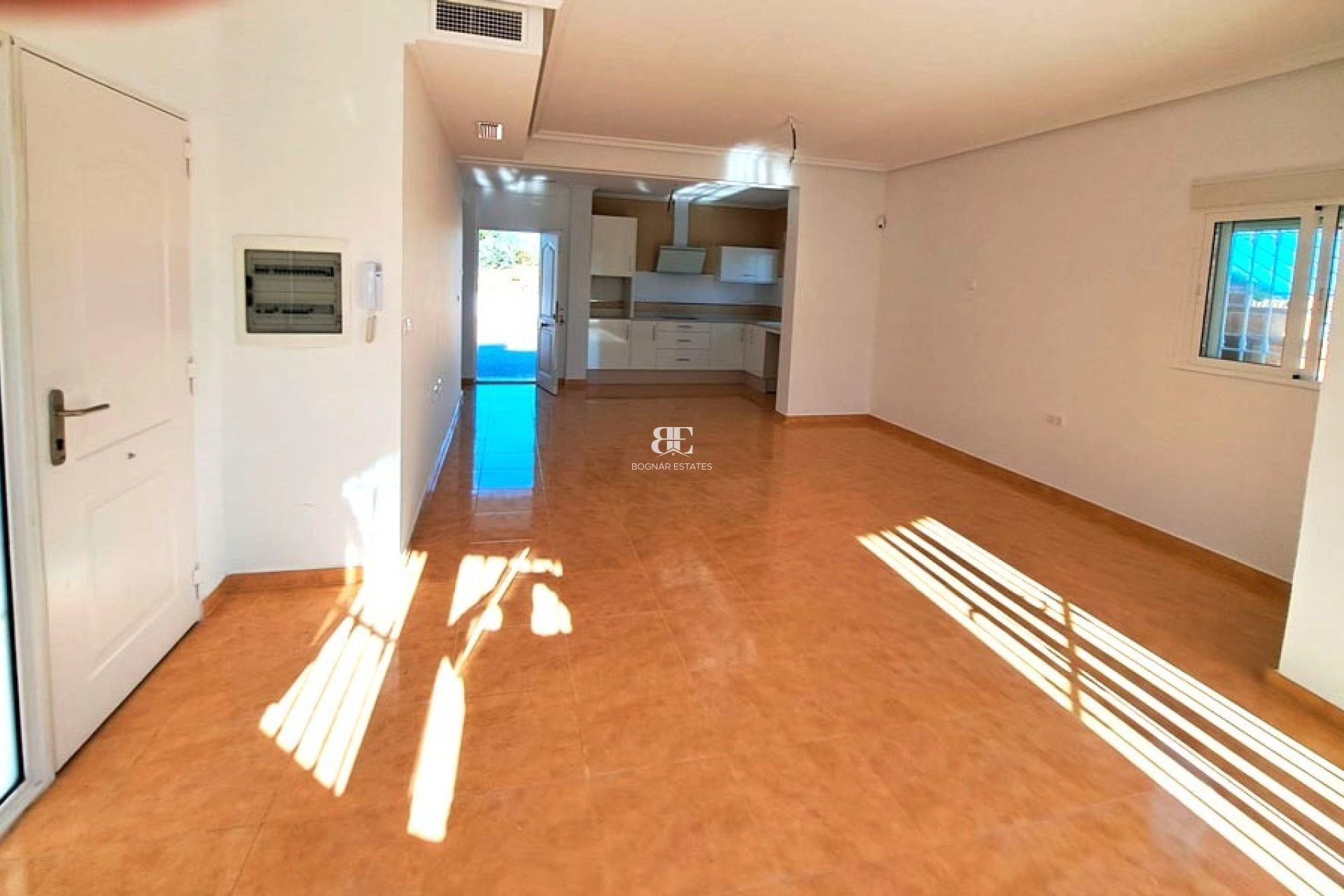 Resale - Country House -
Catral