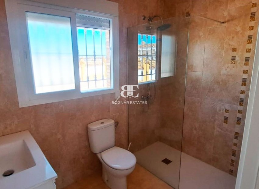 Resale - Country House -
Catral