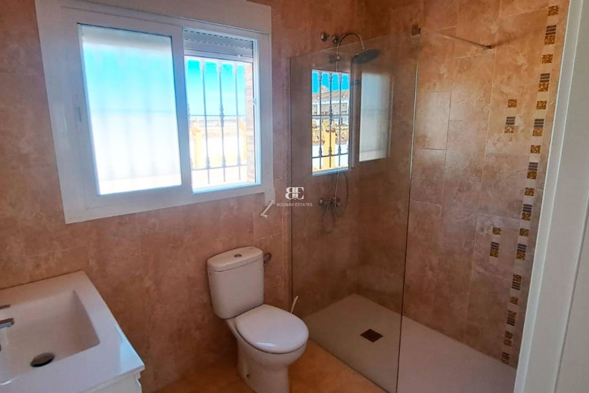 Resale - Country House -
Catral