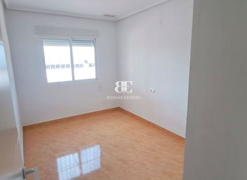 Resale - Country House -
Catral