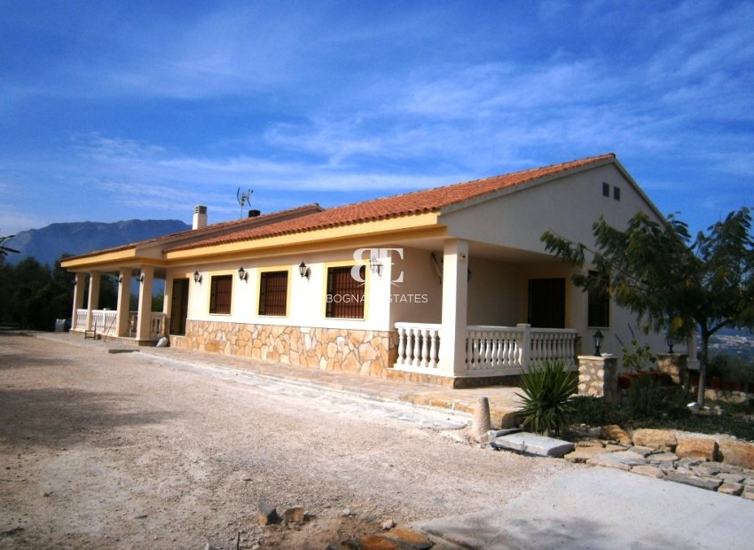 Resale - Country House -
Cocentaina