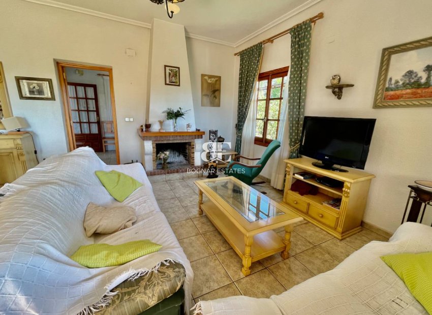 Resale - Country House -
Daya Nueva